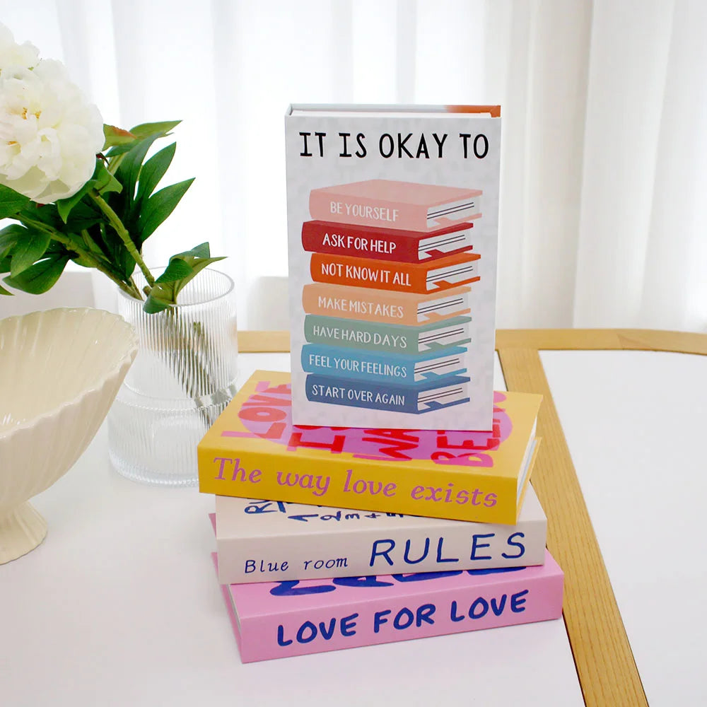 Libro decorativo retro pop